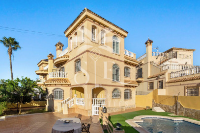 Dom Sprzedaż Villamartin, Orihuela Costa