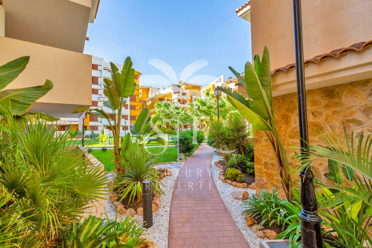 Mieszkanie Sprzedaż Torrevieja- Punta Prima 22