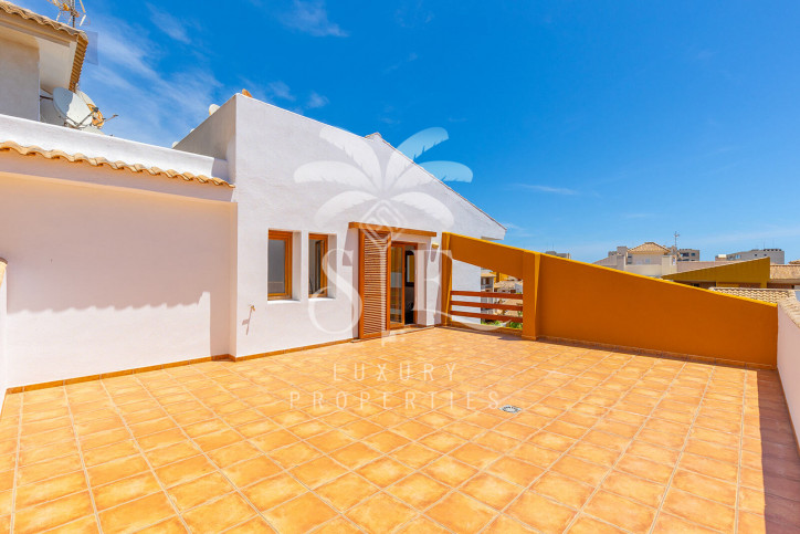 Mieszkanie Sprzedaż Torrevieja Punta Prima 16