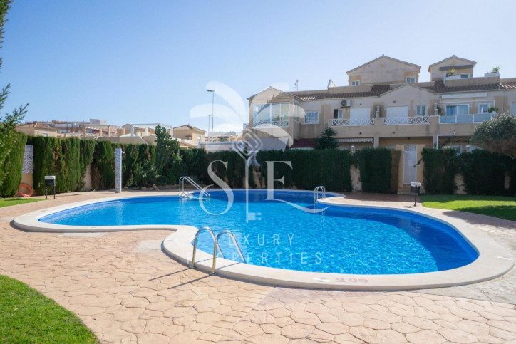 Dom Sprzedaż Torrevieja 26