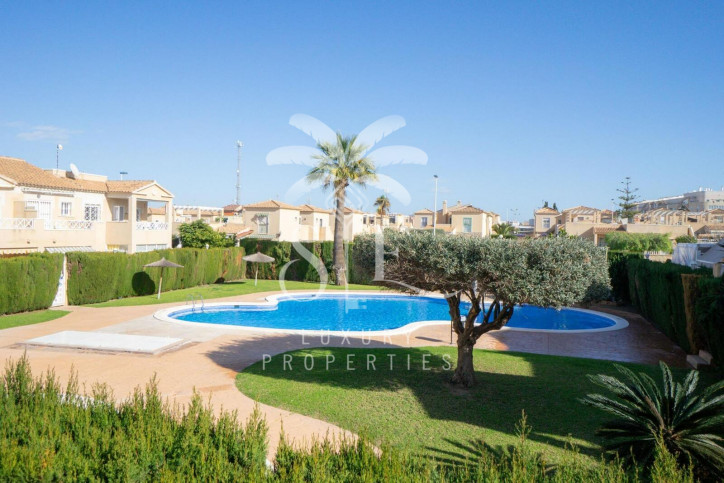 Dom Sprzedaż Torrevieja 27