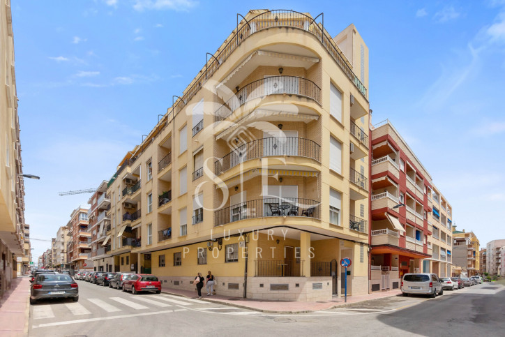 Mieszkanie Sprzedaż Torrevieja 1