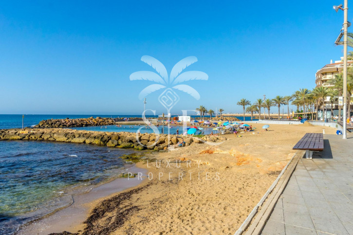 Mieszkanie Sprzedaż Torrevieja 25