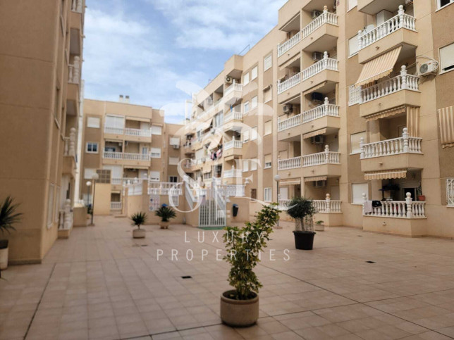 Mieszkanie Sprzedaż Torrevieja 11