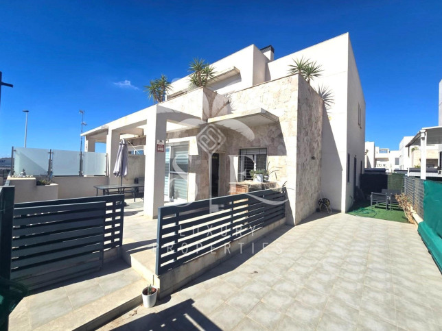 Dom Sprzedaż Torrevieja 1