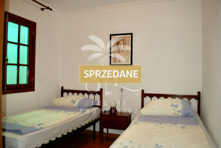 Dom Sprzedaż Mil Palmeras, Dehesa de Campoamor 12